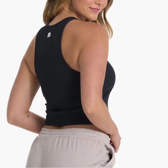 Vuori Tops - Vuori Elevation Plyo Tank Womens Size M